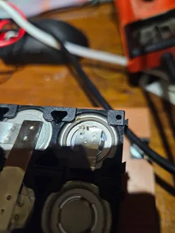 arch vaporizes metal